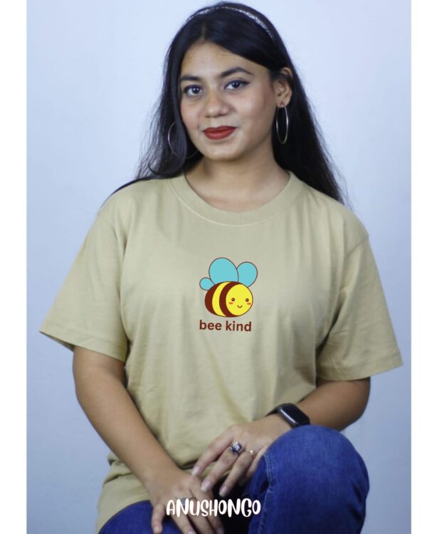 Bee kind - UNISEX T-Shirt - Image 3