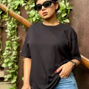 women-black-oversized-premium-tshirt