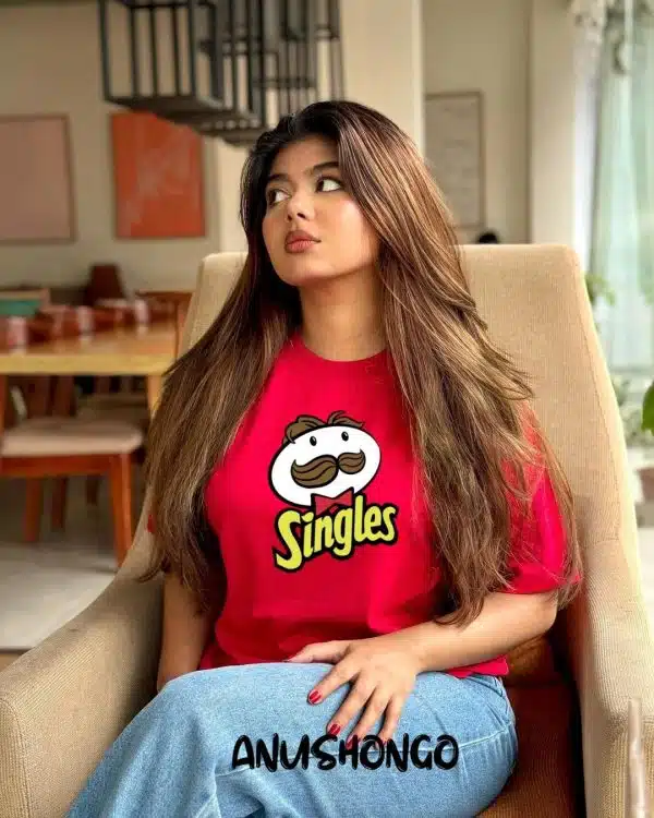 Singles T-Shirt Red
