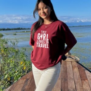 The GIRL Loves to Travel - Maroon